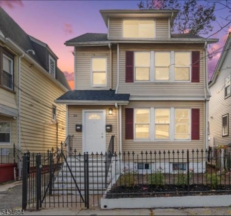 24 Irving Avenue Newark NJ 07112