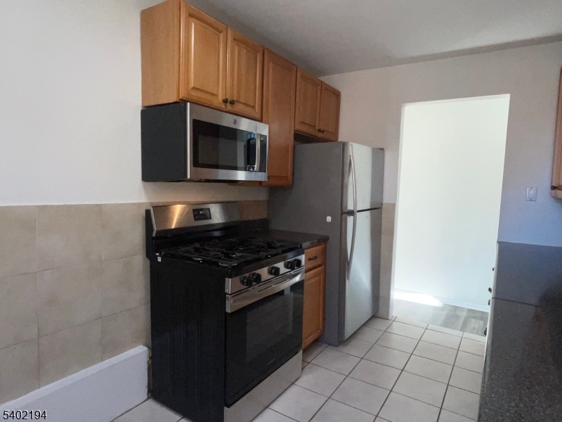 10 Hilliard Avenue Edgewater NJ 07020