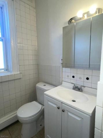 10 Hilliard Avenue Edgewater NJ 07020