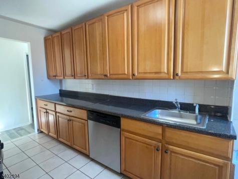 10 Hilliard Avenue Edgewater NJ 07020