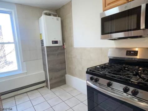 10 Hilliard Avenue Edgewater NJ 07020