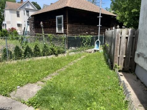 22 Drake Street Bound Brook NJ 08805