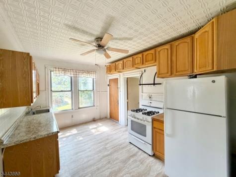 4 Swaine Place West Orange NJ 07052