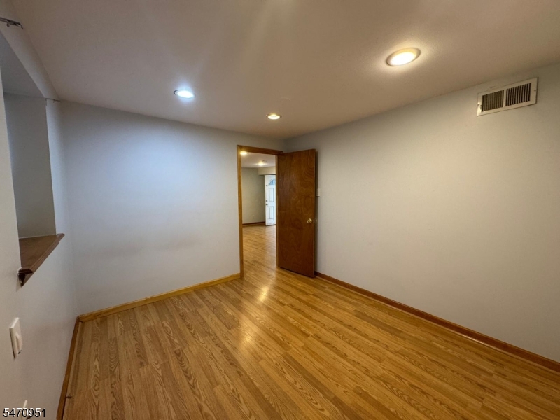 119 Mount Pleasant Avenue Newark NJ 07104