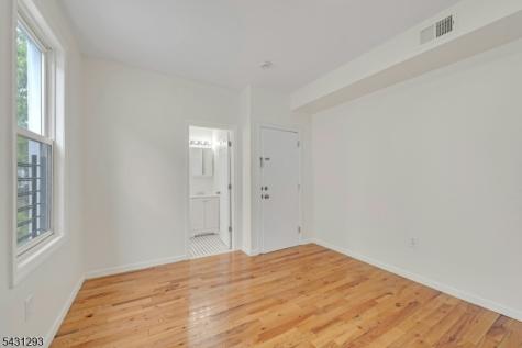 101 Hedden Terrace Newark NJ 07108