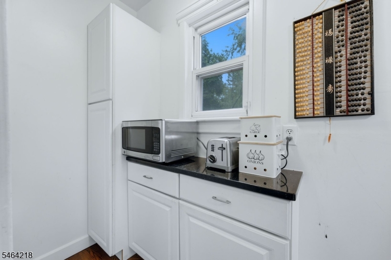 2 Winsor Place Bloomfield NJ 07003