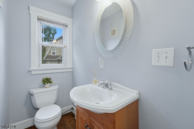 2 Winsor Place Bloomfield NJ 07003
