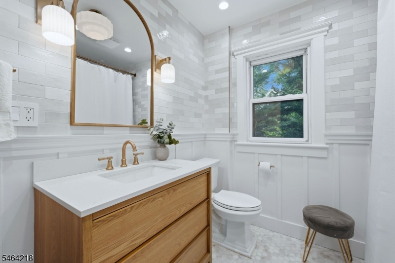 2 Winsor Place Bloomfield NJ 07003