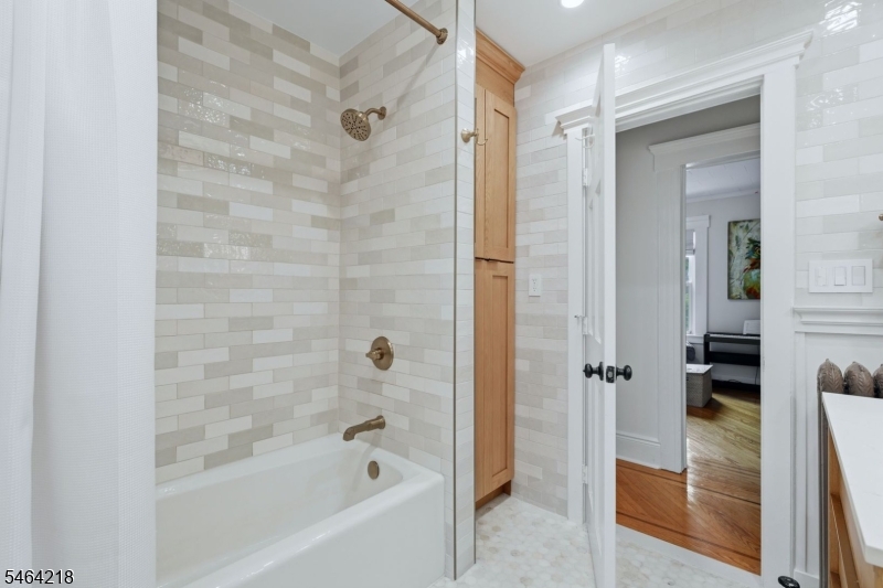 2 Winsor Place Bloomfield NJ 07003