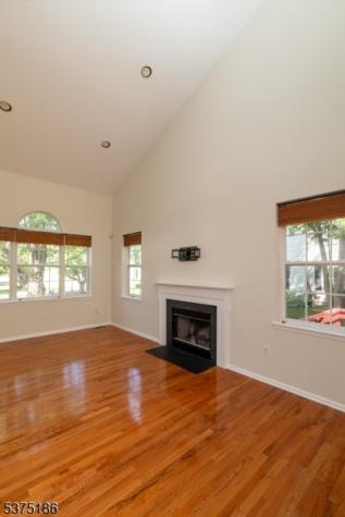 5 Hansom Road Bernards NJ 07920