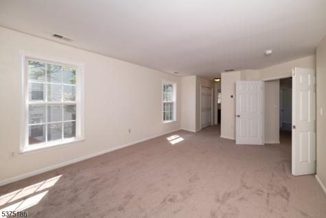 5 Hansom Road Bernards NJ 07920