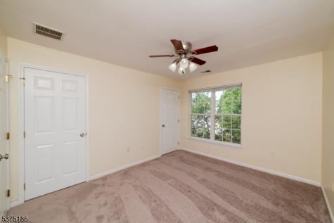 5 Hansom Road Bernards NJ 07920