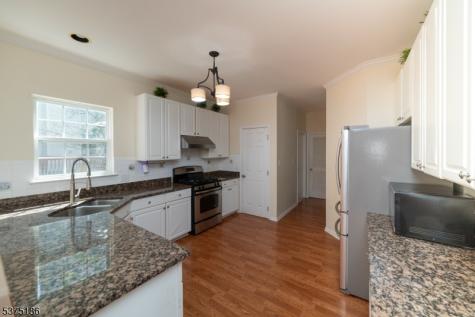 5 Hansom Road Bernards NJ 07920