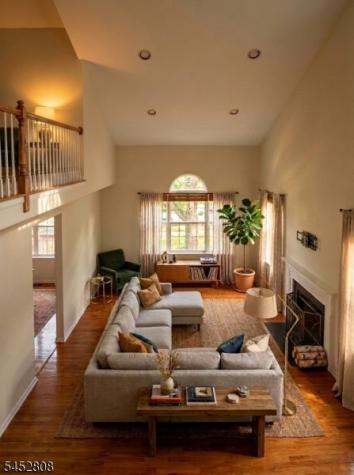 5 Hansom Road Bernards NJ 07920