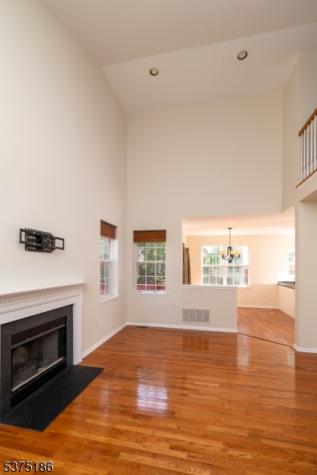 5 Hansom Road Bernards NJ 07920