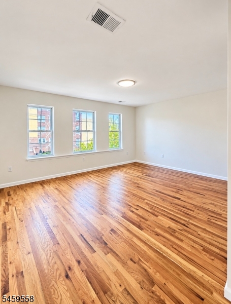 328 Hawthorne Avenue Newark NJ 07112
