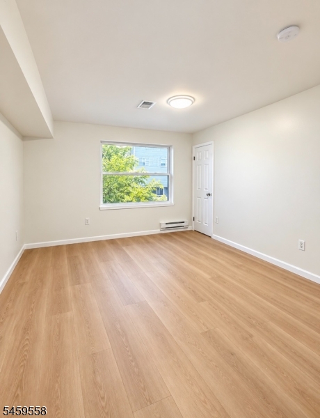 328 Hawthorne Avenue Newark NJ 07112