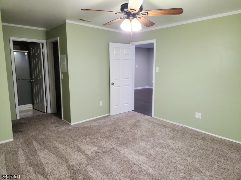 65 Oswestry Way Franklin NJ 08873