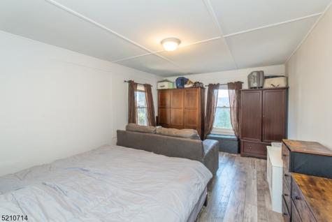 327 Orange Road Montclair NJ 07042