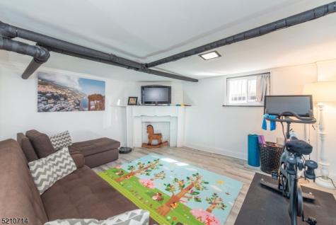 327 Orange Road Montclair NJ 07042
