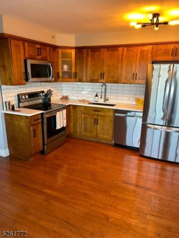 60 Parkway Drive East Orange NJ 07017