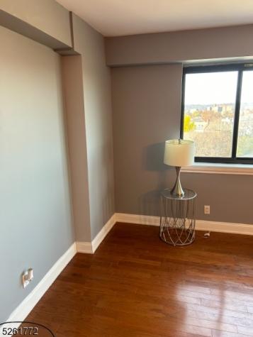 60 Parkway Drive East Orange NJ 07017