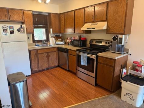4 Village Way Vernon NJ 07462