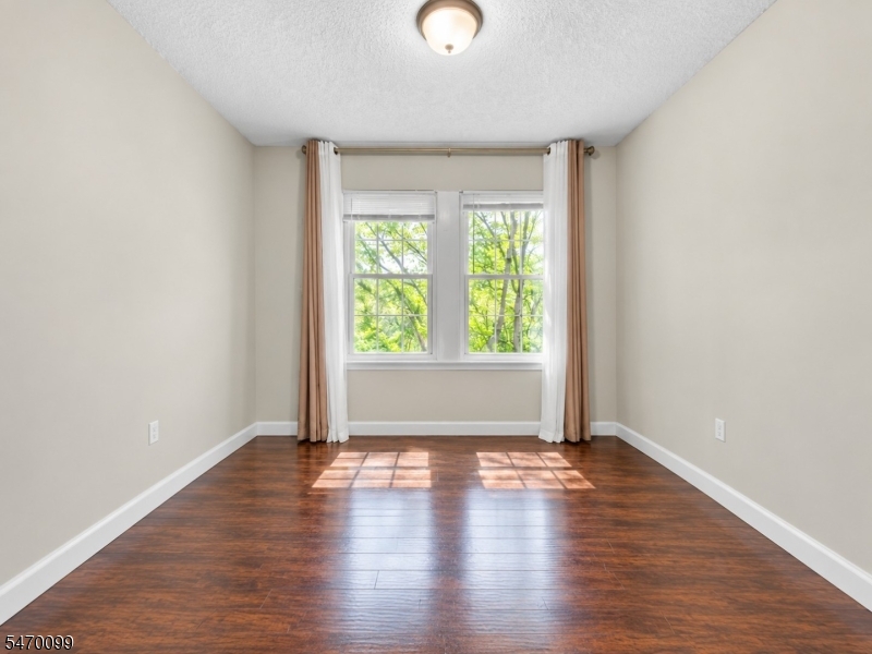 83 Pear Tree Lane Franklin NJ 08823