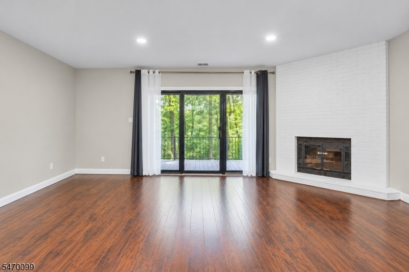 83 Pear Tree Lane Franklin NJ 08823
