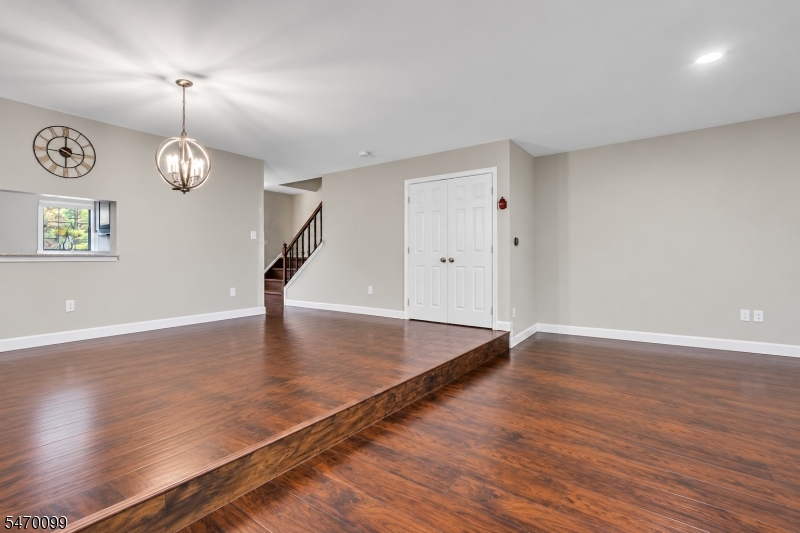 83 Pear Tree Lane Franklin NJ 08823