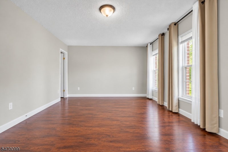 83 Pear Tree Lane Franklin NJ 08823