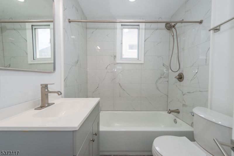 73 Clinton Place Hackensack NJ 07601