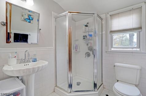1 Salem Place Livingston NJ 07039