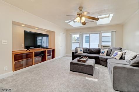 1 Salem Place Livingston NJ 07039