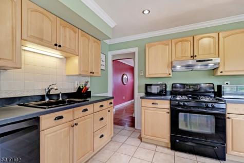1 Salem Place Livingston NJ 07039