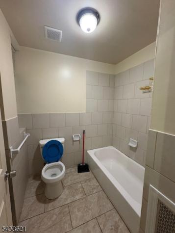 143 Huntington Terrace Newark NJ 07112