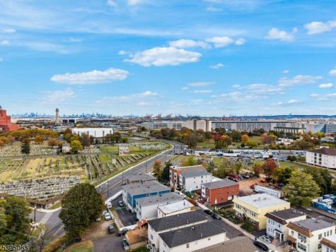24 Garibaldi Avenue Newark NJ 07114