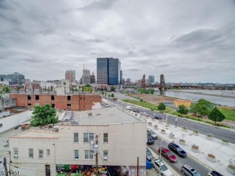 486 Market Street Newark NJ 07105