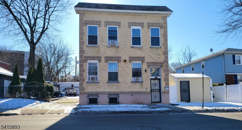 89 Tremont Avenue East Orange NJ 07018