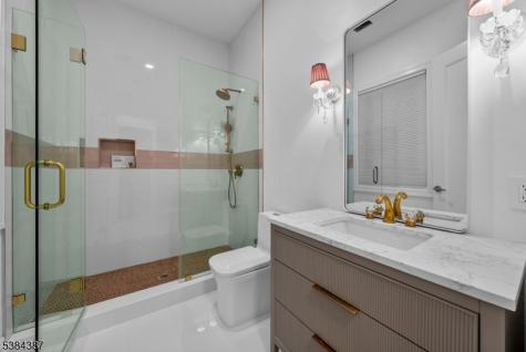 472 High Street Closter NJ 07624