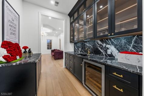 472 High Street Closter NJ 07624