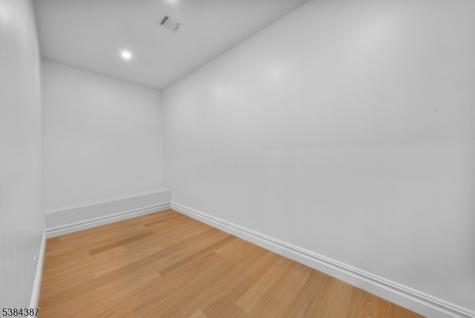 472 High Street Closter NJ 07624
