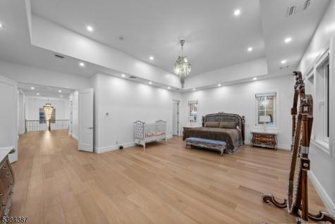 472 High Street Closter NJ 07624