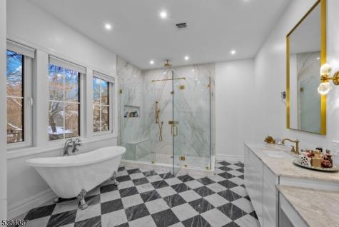 472 High Street Closter NJ 07624
