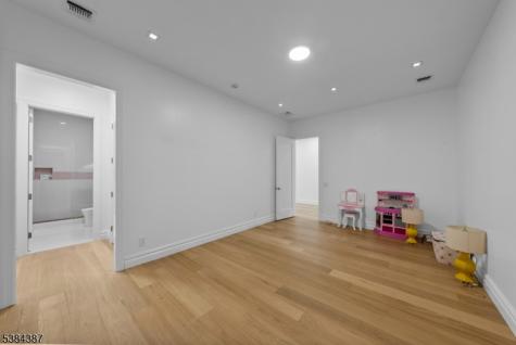 472 High Street Closter NJ 07624
