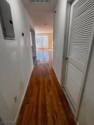81 Hawthorne Avenue Newark NJ 07112