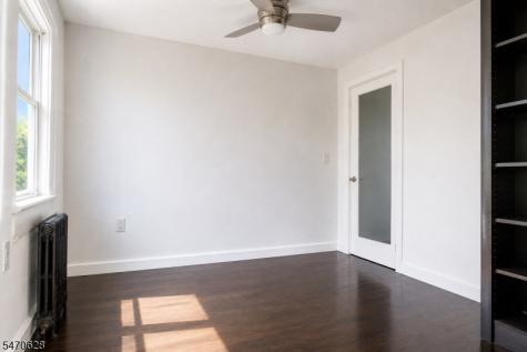 275 Pine Street Jersey City NJ 07304
