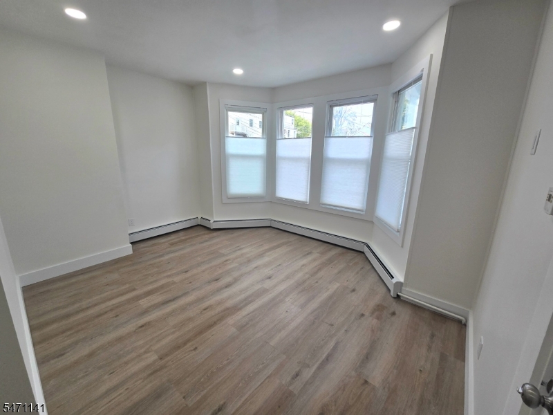 356 Pacific Street Paterson NJ 07503
