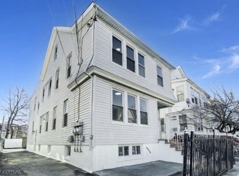 186 Isabella Avenue Irvington NJ 07111