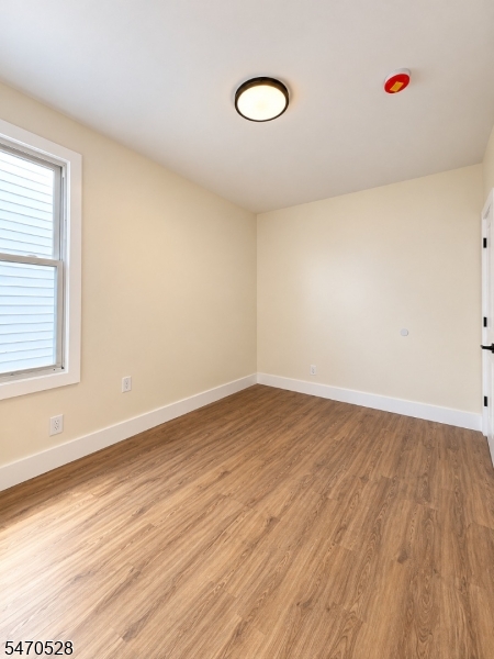 76 Cutler Street Newark NJ 07104